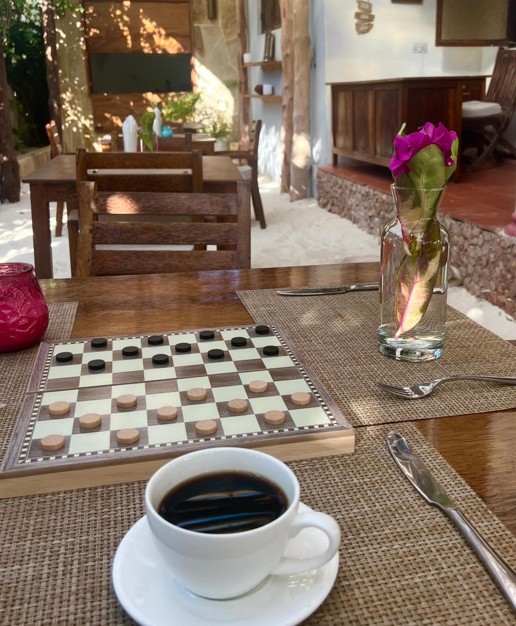 ジャンビアニ Barabara House Bed & Breakfast エクステリア 写真